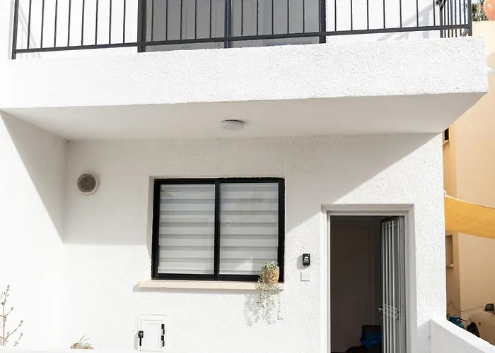 Daire Tombs Of The Kings Two Bedroom Patio Pafos