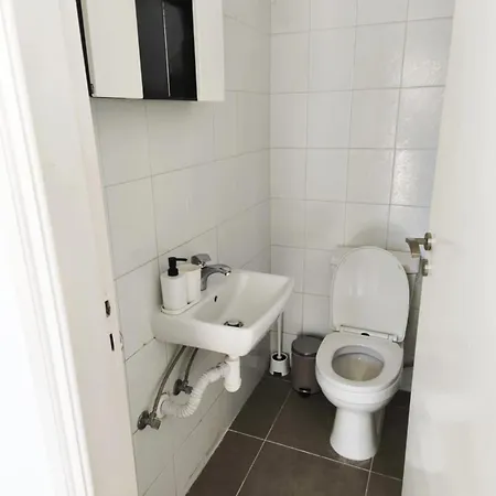 Tombs Of The Kings Two Bedroom Patio פאפוס