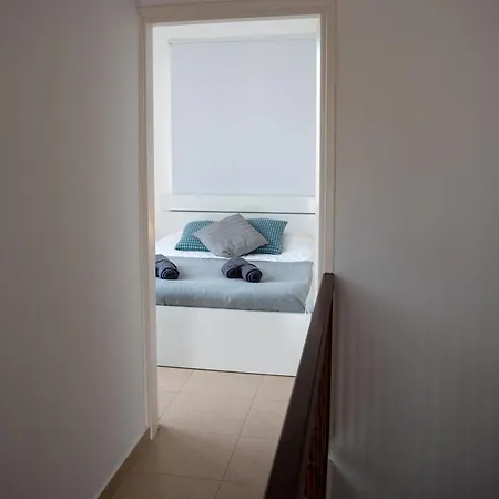 Tombs Of The Kings Two Bedroom Patio Appartamento *