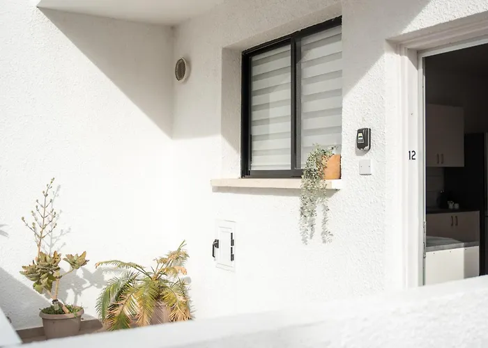 Tombs Of The Kings Two Bedroom Patio Lejlighed *