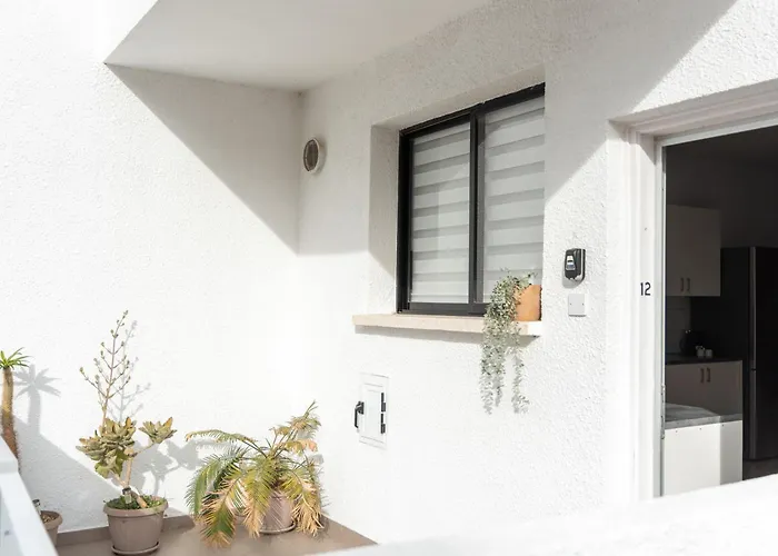 Tombs Of The Kings Two Bedroom Patio