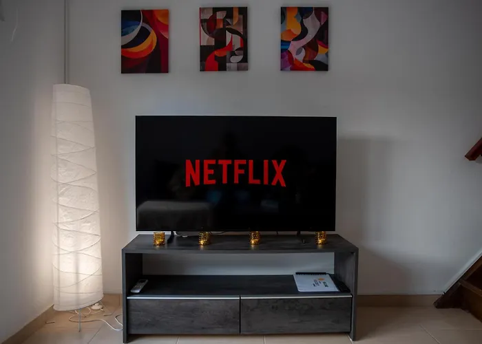 Tombs Of The Kings Two Bedroom Patio Lejlighed