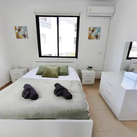 شقة Tombs Of The Kings Two Bedroom Patio بافوس