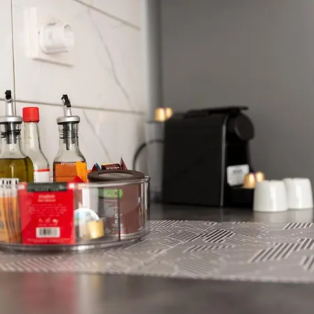 Tombs Of The Kings Two Bedroom Patio * بافوس