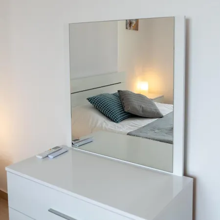 Tombs Of The Kings Two Bedroom Patio Apartamento *